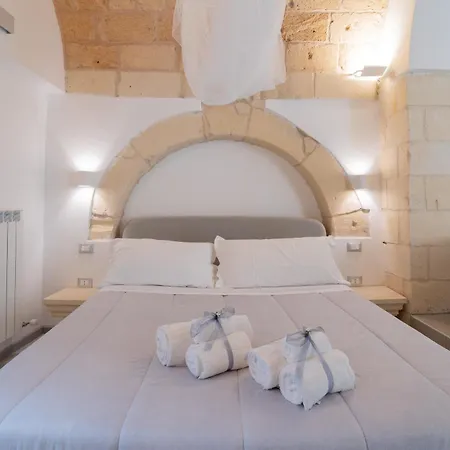 Dimora Barocca Luxury Suites Lecce Exterior photo