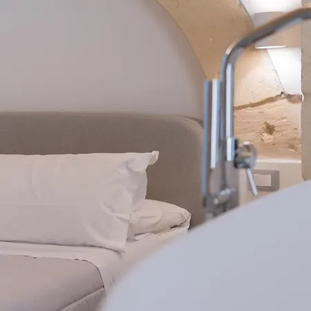 Dimora Barocca Luxury Suites Lecce Exterior photo