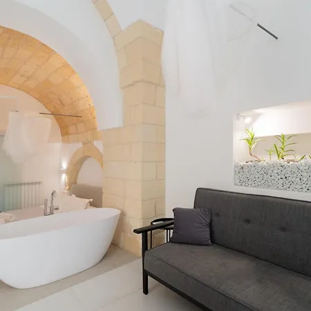 Dimora Barocca Luxury Suites Lecce Exterior photo