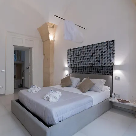 Dimora Barocca Luxury Suites Lecce Exterior photo