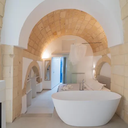 Dimora Barocca Luxury Suites Lecce Exterior photo